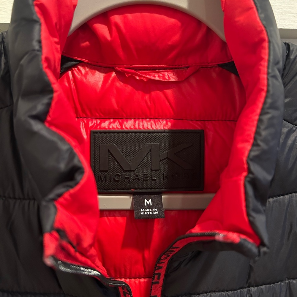 Michael Kors Baxter Nylon Puffer Jacket - Size M - Picture 4 of 6